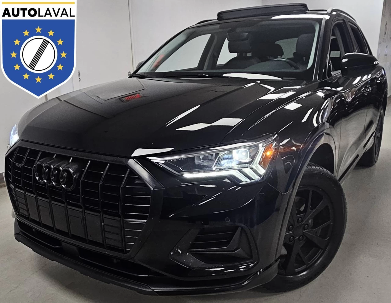 2023 Audi Q3 45 TFSI quattro LOADED ROOF Image principale