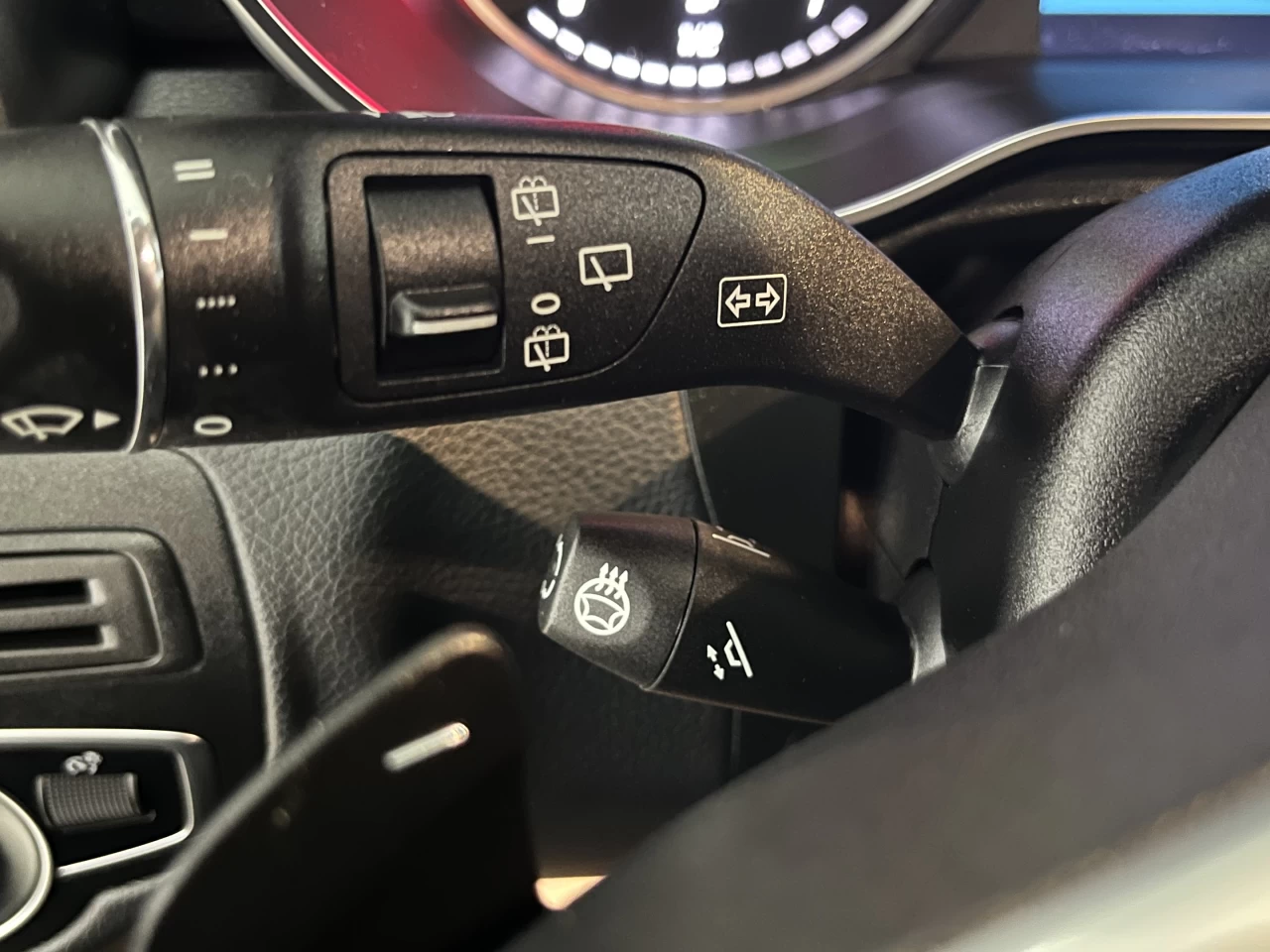 2021 Mercedes-Benz GLC GLC 300 4MATIC SUV *LOW KM* Image principale