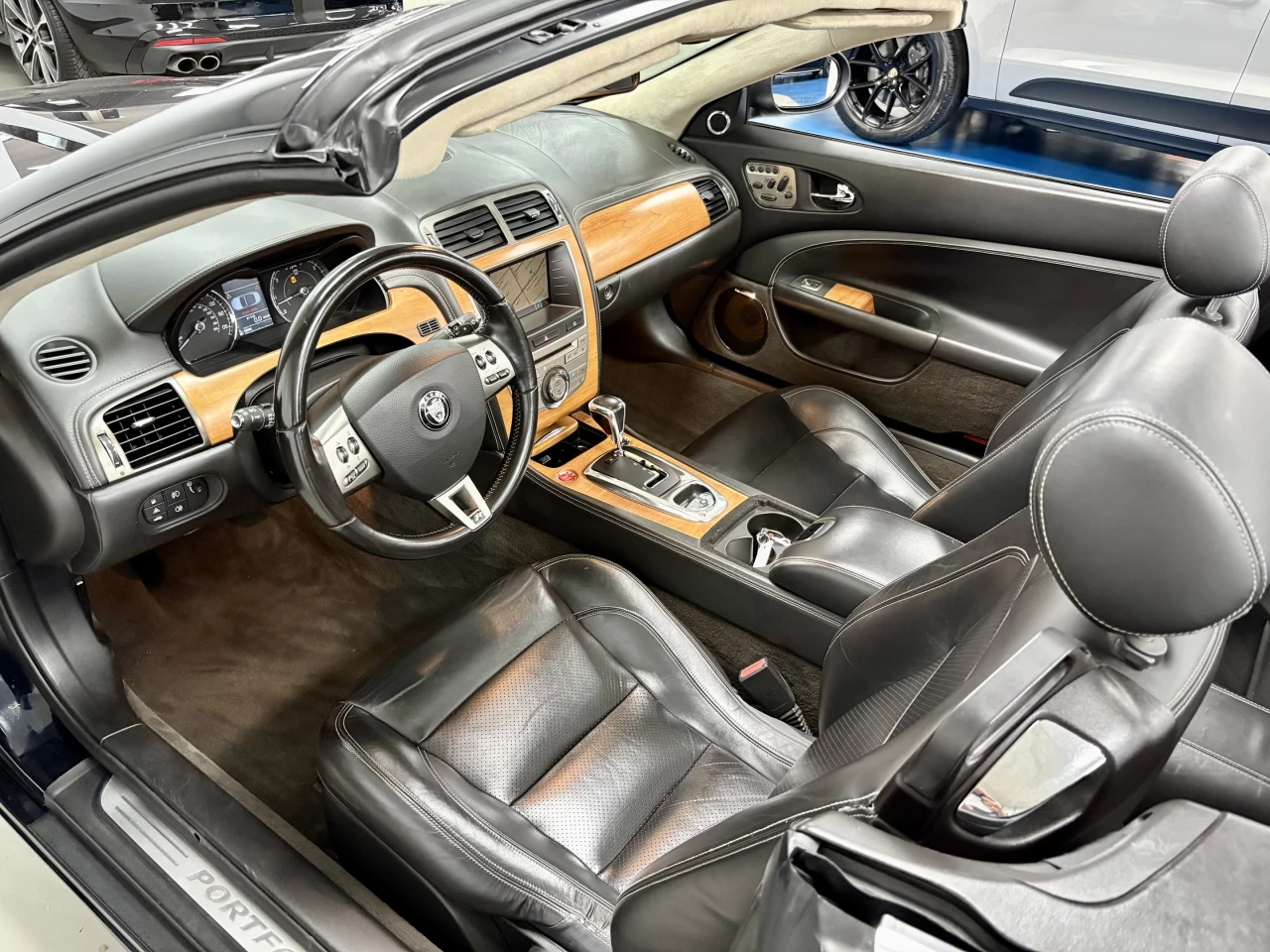 2008 Jaguar XK 2dr Conv XKR Image principale