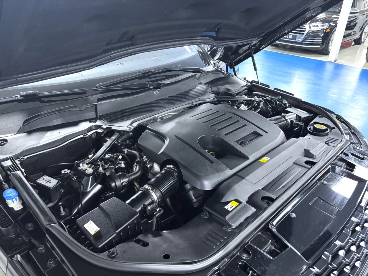 2020 Land Rover Range Rover Sport MHEV HST Image principale